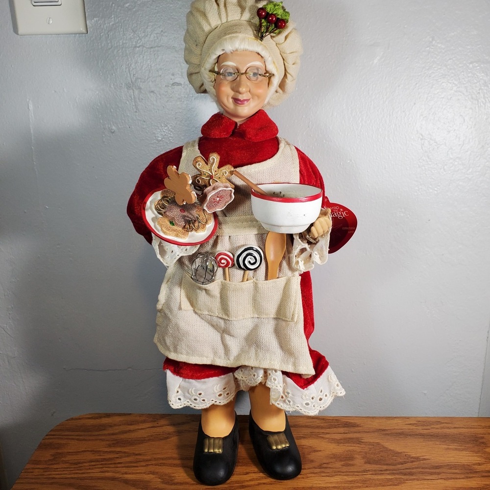 JC Penny 18" Fabric Mrs Claus Baking Figure Home Collection Christmas Vintage